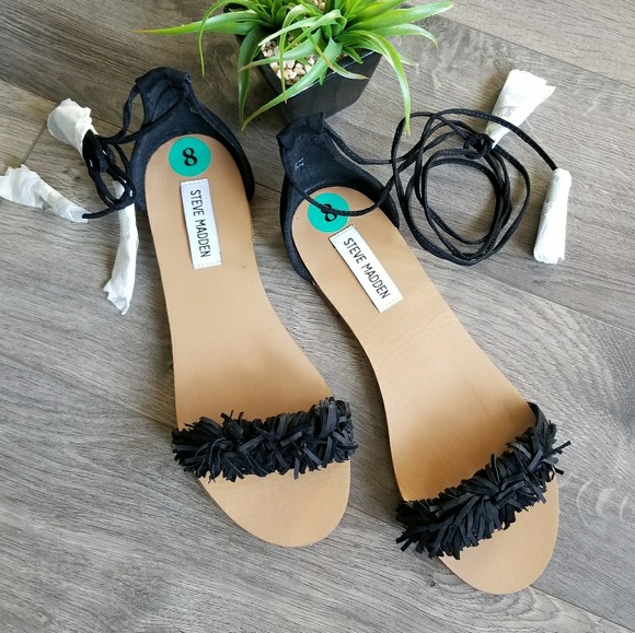 Steve Madden Shoes - Steve Madden lace up sandals